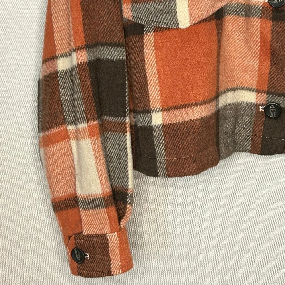 For The Republic Plaid Cropped Flannel Shacket Jacket L NWT Fall Gorpcore Layer